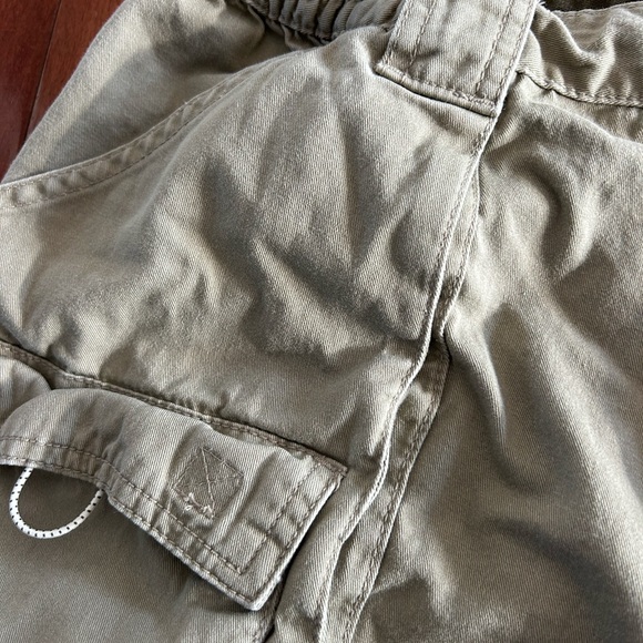 Men's Outdoor Life Khaki Tan Cargo Shorts Size 36 - Picture 2 of 4